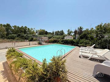 Rif.D06180| villa siracusa