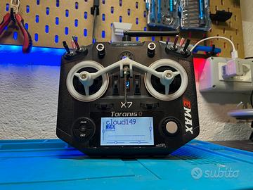 Radiocomando FrSky Taranis Q X7 per Droni FPV