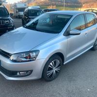 Volkswagen Polo completamente manutentata - unico 