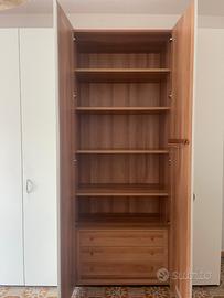 Armadio bianco panna