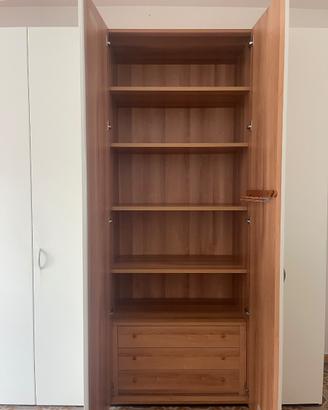 Armadio bianco panna