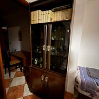Mobile con vetrinetta soggiorno marrone scuro