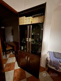 Mobile con vetrinetta soggiorno marrone scuro