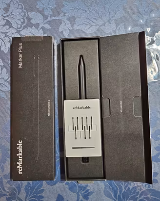Penna nera per Remarkable 2