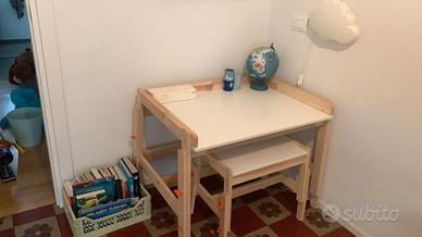 Scrivania Flisat + Panca sgabello