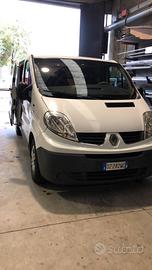 Renault trafic  2500 ice 84 kw leggi bene .