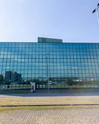 Immobile di 1800 m² con 4 locali a Castenedolo