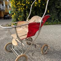 Passeggino anni 50 in pelle  vintage da restaurare