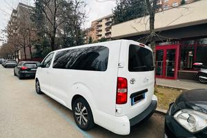 Toyota proace verso luxury