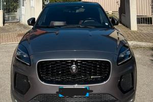 Jaguar E PACE