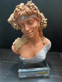 Busto Scultura Terracotta M. Senserrich Uva