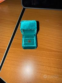 orecchini titanio e diamante nero