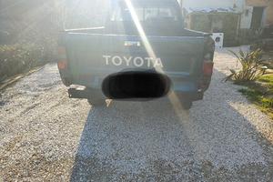 Toyota  hilux 