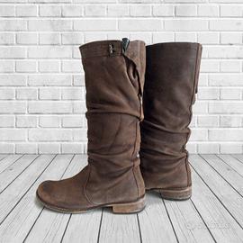 Stivali scamosciati morbidi