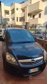 Opel Zafira b 