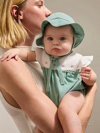 Pagliaccetto fiorellini taglia 0/1 mesi!!!