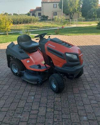 Husqvarna TC 142T