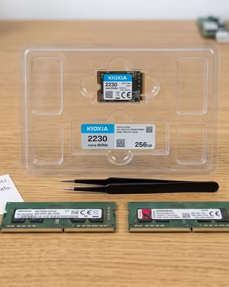 componenti hardware pc RAM+SSD