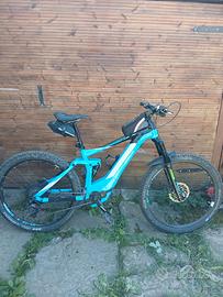 Bici elettrica cube