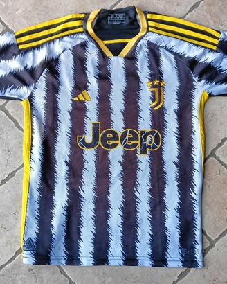 Maglietta Juventus ufficiale Adidas.  Taglia S.  C