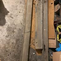 Spalle e cappello in pietra serena