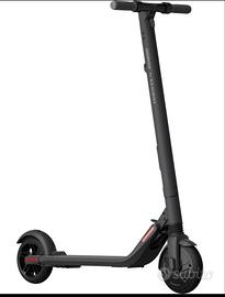 monopattino ninebot es2