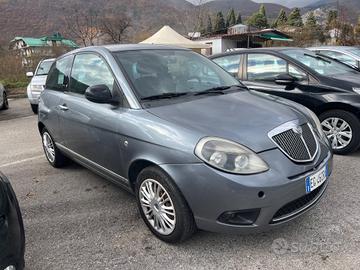 Lancia Ypsilon 1.2 69 CV 5 porte GPL Ecochic Gold