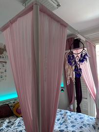 Letto baldacchino