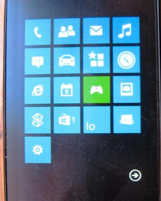 NOKIA LUMIA 710