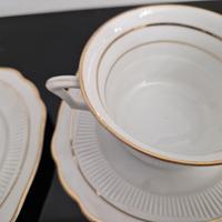 Tazze con piattino in porcellana 