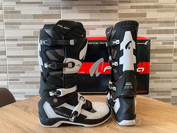 Stivali enduro Forma Pilot taglia 42
