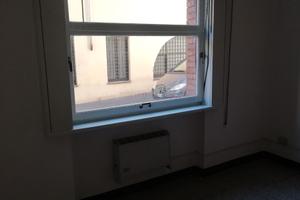 Monolocale uso ufficio al piano rialzato