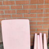 Tavolino Mammut rosa Ikea