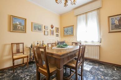 BIFAMILIARE IN ZONA ROTONDA