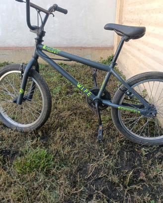 Bmx Btwin Wipe