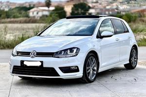 Volkswagen Golf 7 1.6 TDI 110 CV