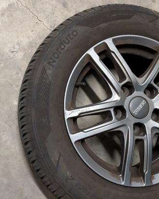 4 cerchi lega Hyundai 6x15 ET48 5x114.3 71.6