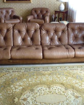 Divani con poltrone per sei sedute