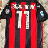 Ibrahimovic divisa calcio Milan