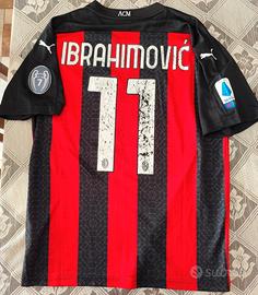 Ibrahimovic divisa calcio Milan