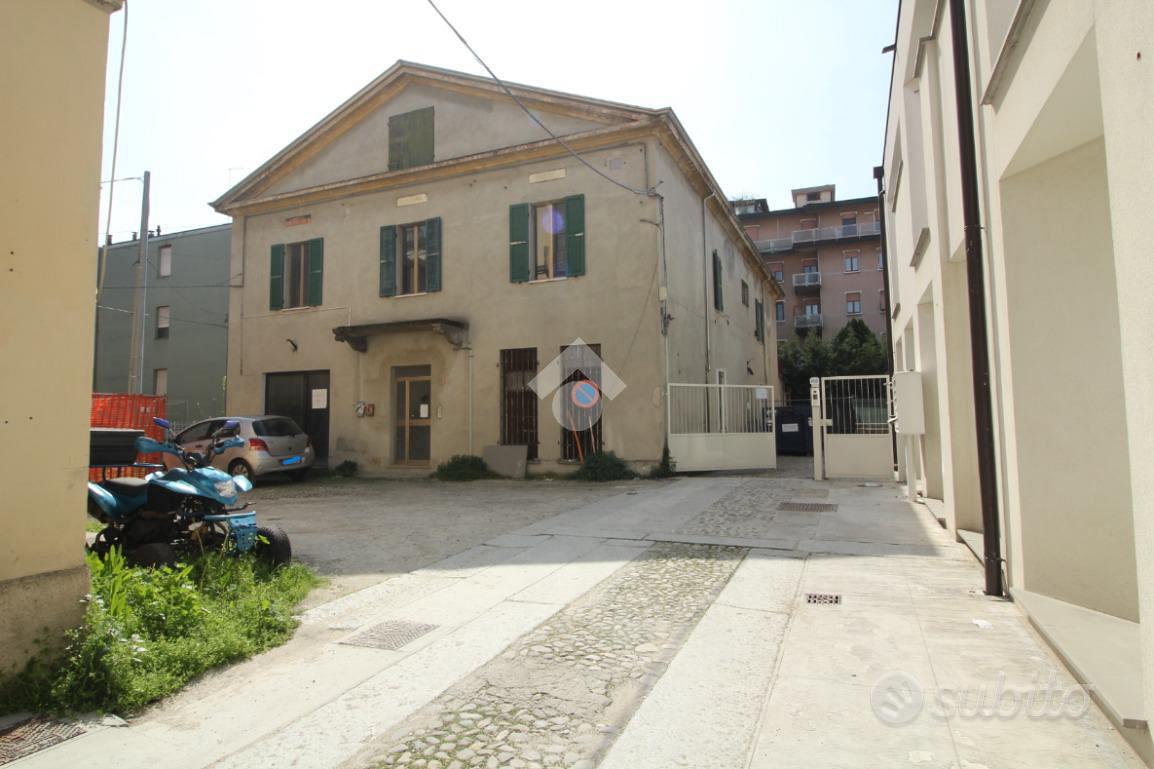 PALAZZINA A PARMA