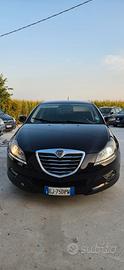 Lancia Delta 1.6 MJT DPF 105 CV Silver