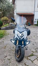 CF MOTO MT 650