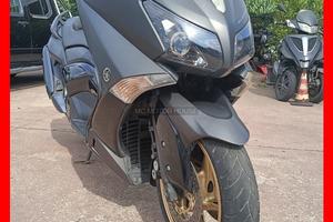Yamaha t-max 530 black max permute -finanziamenti-