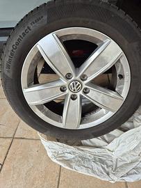 Gomme da neve con cerchi in lega Volkswagen