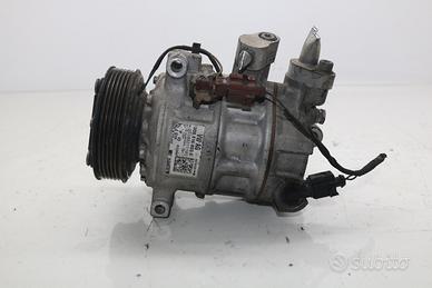 COMPRESSORE A/C VOLKSWAGEN Polo 6° Serie 3Q081680
