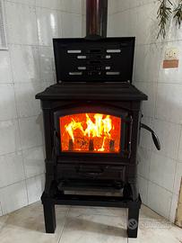 stufa a legna isetta con cerchi, nordica