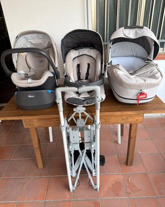 Trio love chicco