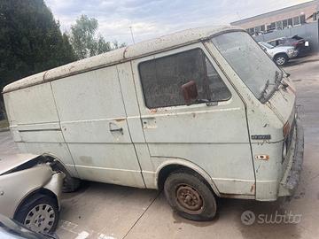 VOLKSWAGEN LT 281 2.4 D 55KW 5M 2P (1979) RICAMBIO