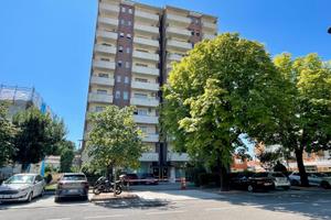 Esclusivo appartamento tricamere panoramico con...